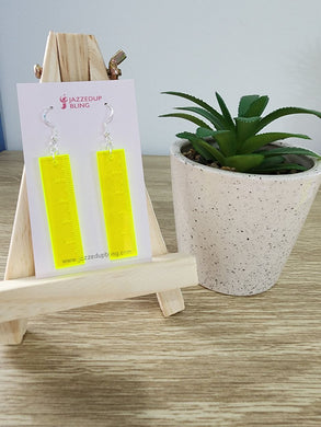 Final clearance – Acrylic Straight Ruler dangle earrings, lightweight and affordable.