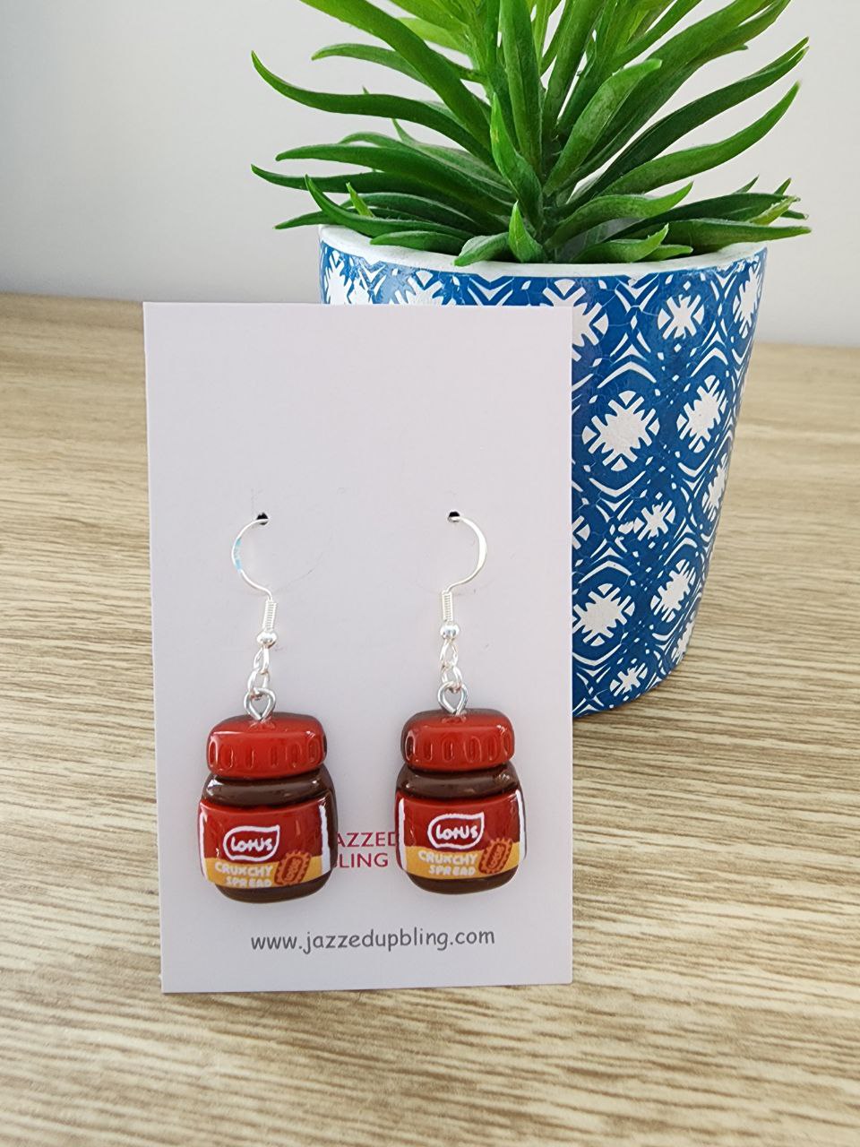 Final clearance – biscoff resin dangle earrings, lightweight and affordable.