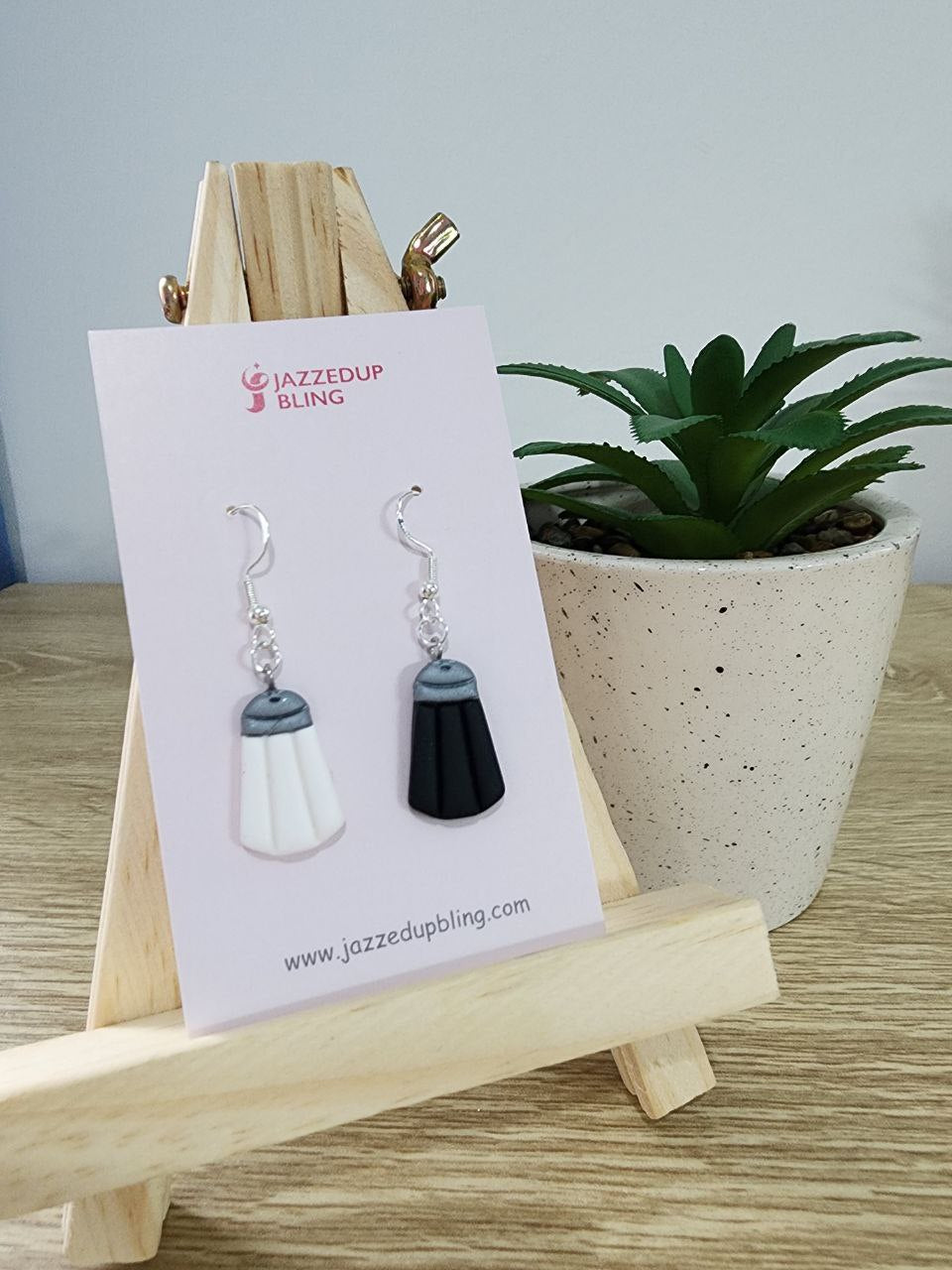 Salt and Pepper Dangles