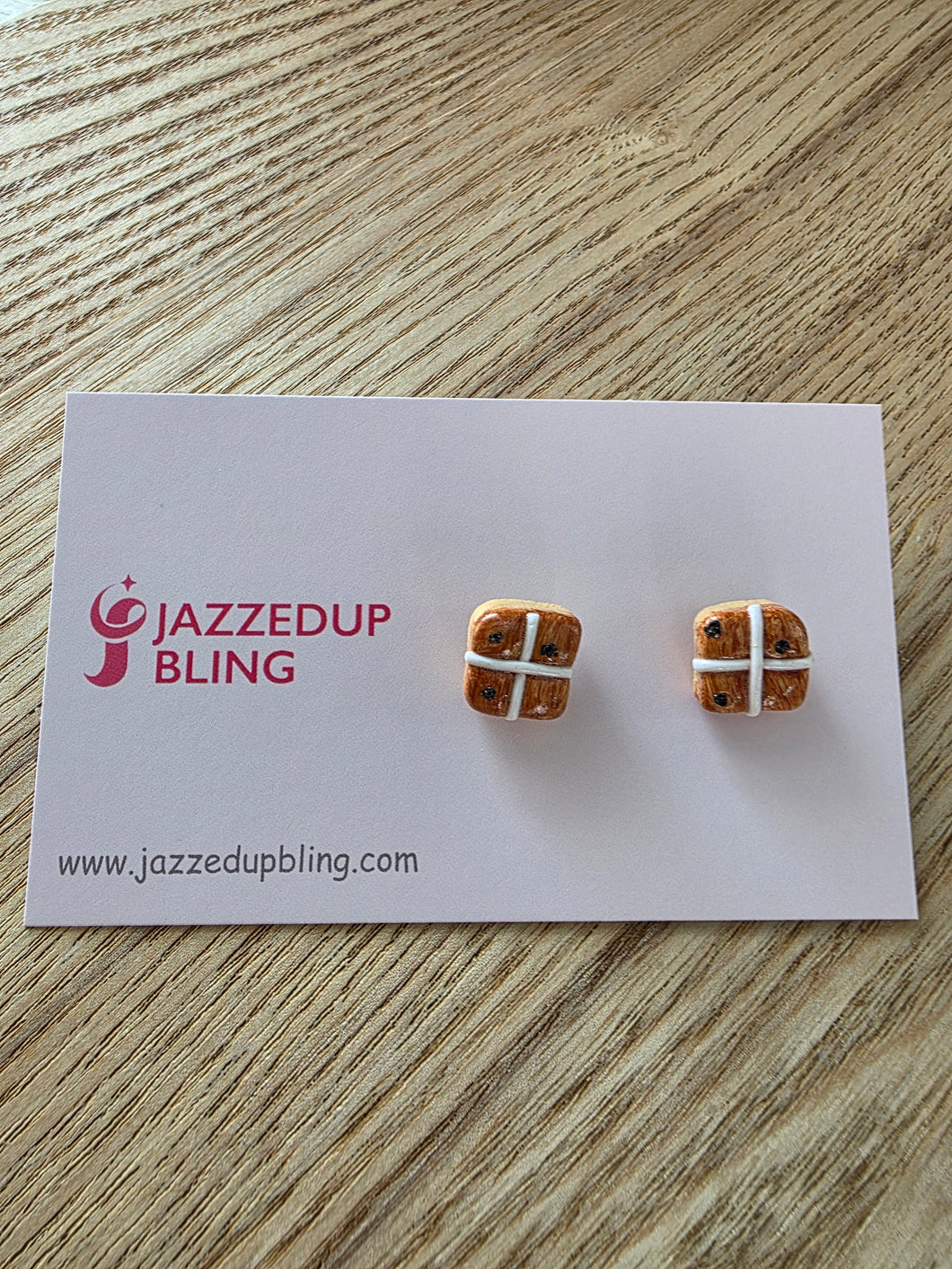 Stud Hot Cross Bun earrings with raisins – handmade food jewelry