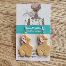 Load image into Gallery viewer, Breast cancer awareness brooch – handmade polymer clay torso with ribbon right
